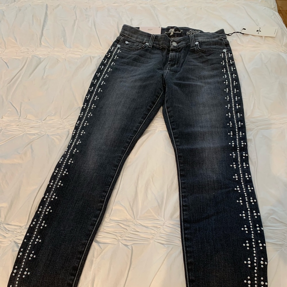 NWT Faded Black Jean with Silver Details Size 26